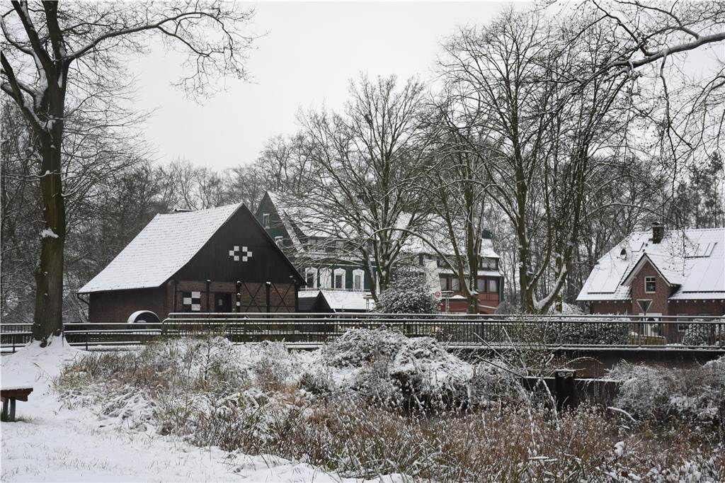 Schnee hat Haltern in eine weiße Winterlandschaft verwandelt. Wir waren in der Innenstadt, in Lavesum, Sythen und am Silbersee.