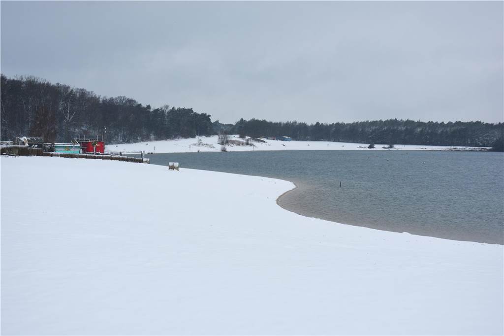 Schnee hat Haltern in eine weiße Winterlandschaft verwandelt. Wir waren in der Innenstadt, in Lavesum, Sythen und am Silbersee.