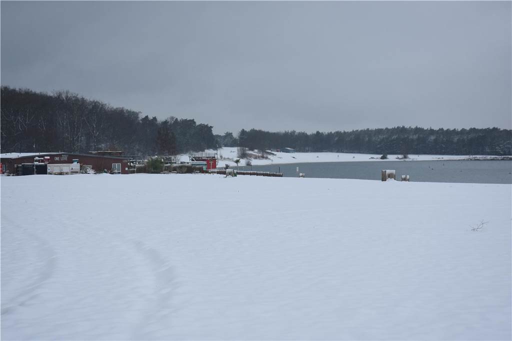 Schnee hat Haltern in eine weiße Winterlandschaft verwandelt. Wir waren in der Innenstadt, in Lavesum, Sythen und am Silbersee.