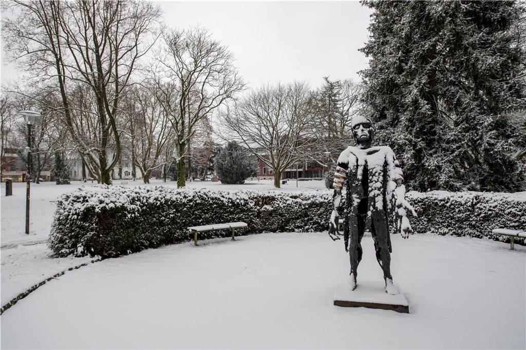 Schnee hat Haltern in eine weiße Winterlandschaft verwandelt. Wir waren in der Innenstadt, in Lavesum, Sythen und am Silbersee.