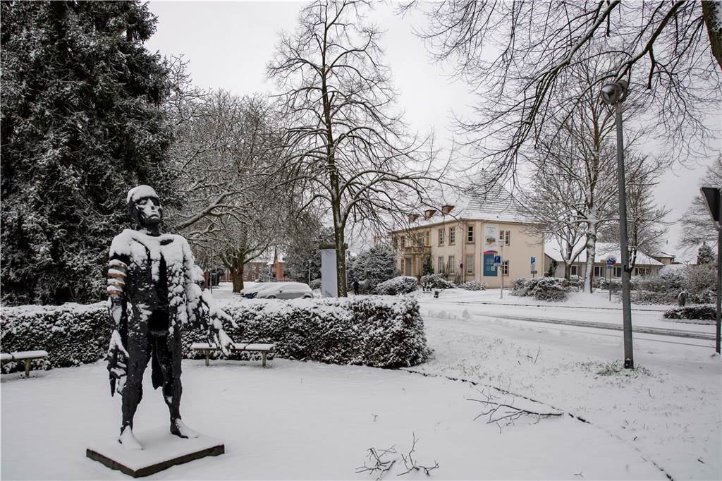 Schnee hat Haltern in eine weiße Winterlandschaft verwandelt. Wir waren in der Innenstadt, in Lavesum, Sythen und am Silbersee.