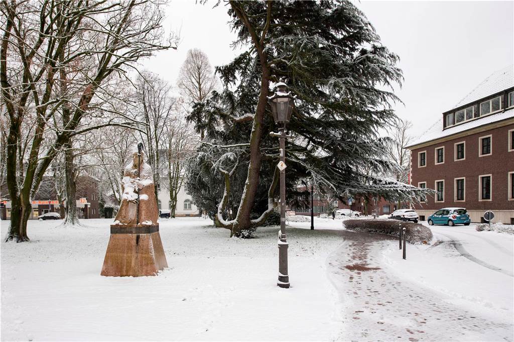Schnee hat Haltern in eine weiße Winterlandschaft verwandelt. Wir waren in der Innenstadt, in Lavesum, Sythen und am Silbersee.