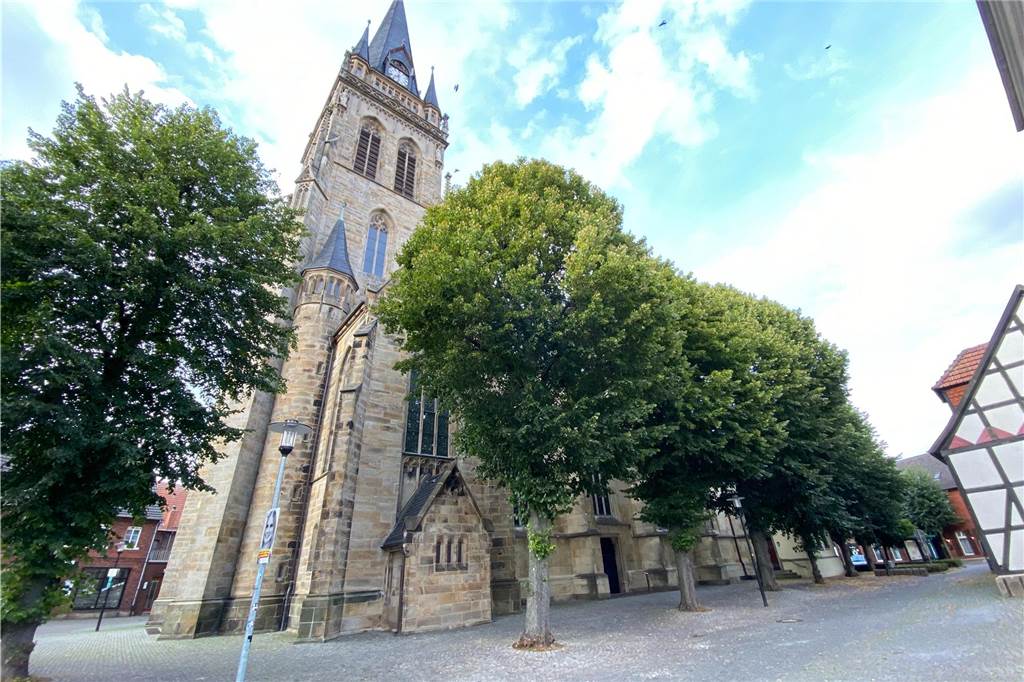 Familienkalender: Bürger sollen sich mit ihren Lieblings-Fotos beteiligen Schöne Bilder aus der Gemeinde, wie hier ein Archivfoto der Lambertus-Kirche, sind beim Fotowettbewerb gefragt.
