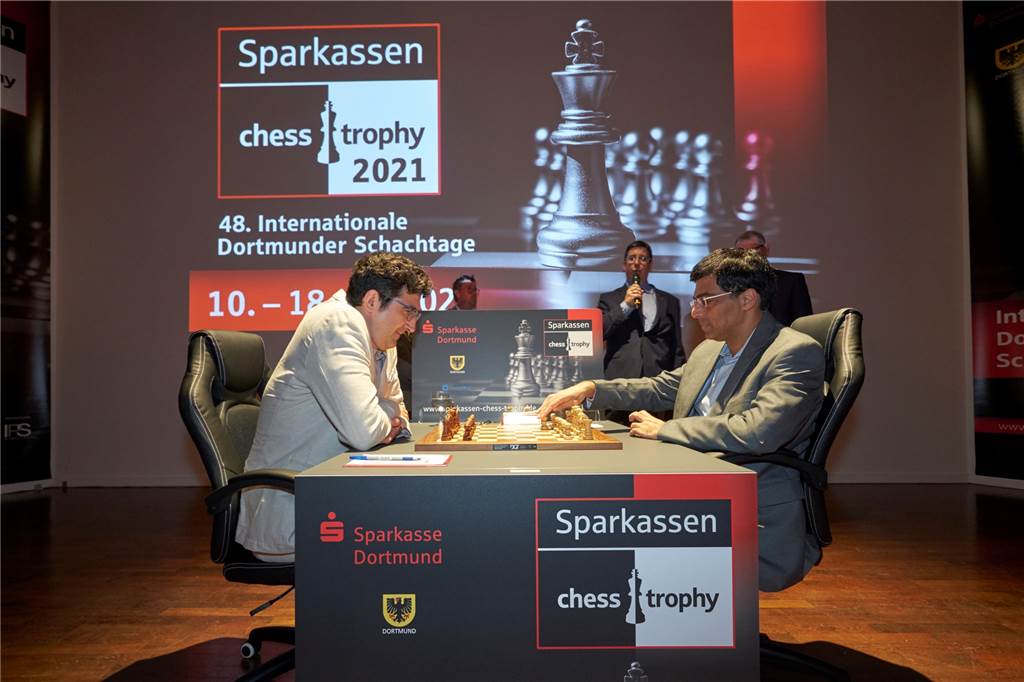 Als Box-Champion Klitschko sich in Dortmund mit Schach-Star Kramnik duellierte Schon 2021 kam es in der Westfalenhalle zum Wiedersehen der Ex-Weltmeister Wladimir Kramnik und Viswanathan Anand.