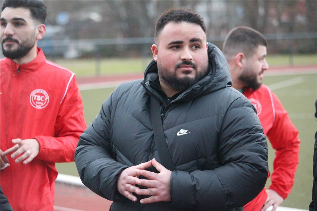 Bei der TIU Rünthe brodelt es hinter den Kulissen Nail Kocapinar steht vor Enes Yavuz (hinten, r.).
