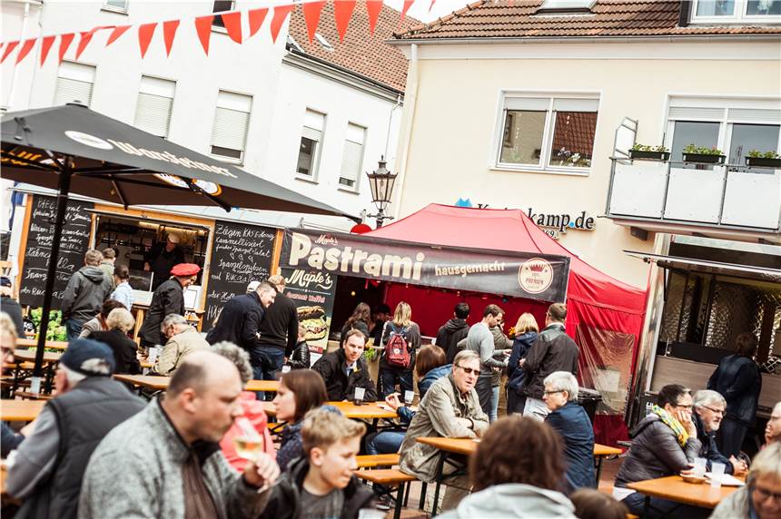 Beim Cheat-Day auf dem Halterner Marktplatz darf zwei Tage geschlemmt werden Schon das vergangene Streetfood-Festival kam bei den Besuchern gut an.