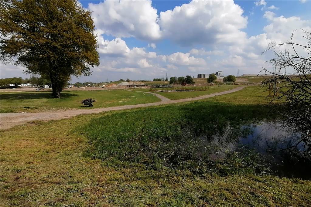 Emscherland: Teilweise fertig – warum die Eröffnung trotzdem verschoben ist Schon Ende April sah das Gelände des Natur-und-Wasser-Erlebnisparks fast fertig aus.