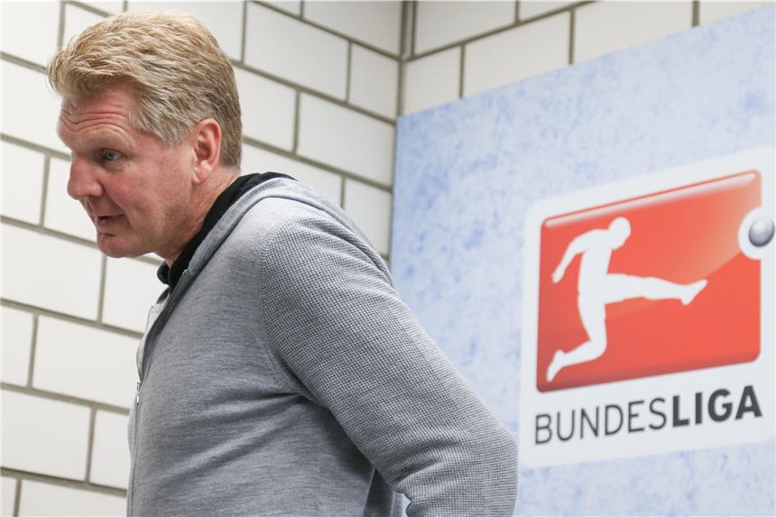 Pro & Kontra: Macht eine Reform Sinn? Schon immer meinungsstark: Stefan Effenberg findet, dass sich die Bundesliga verändern muss.