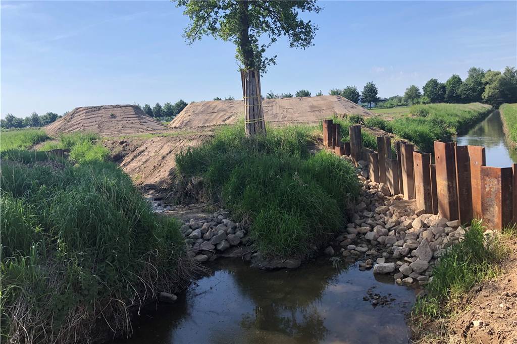 An Dinkel und Mühlenbach sollen Fische Barrierefreiheit bekommen Schon jetzt fast eine Idylle: die Großbaustelle am Ufer von Legdener Mühlenbach und Dinkel.