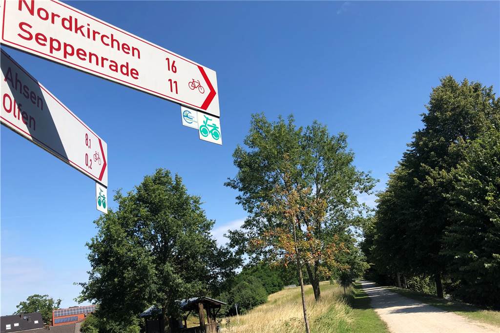 Am Kanal entlang: Kommunen planen Radschnellweg von Münster nach Olfen Schon jetzt führen ein Radweg und der Hohe-Mark-Wanderweg über die Alte Fahrt in Olfen. Geht es nach den Plänen von vier Kommunen, könnte hier auch bald ein asphaltierter Radschnellweg verlaufen.