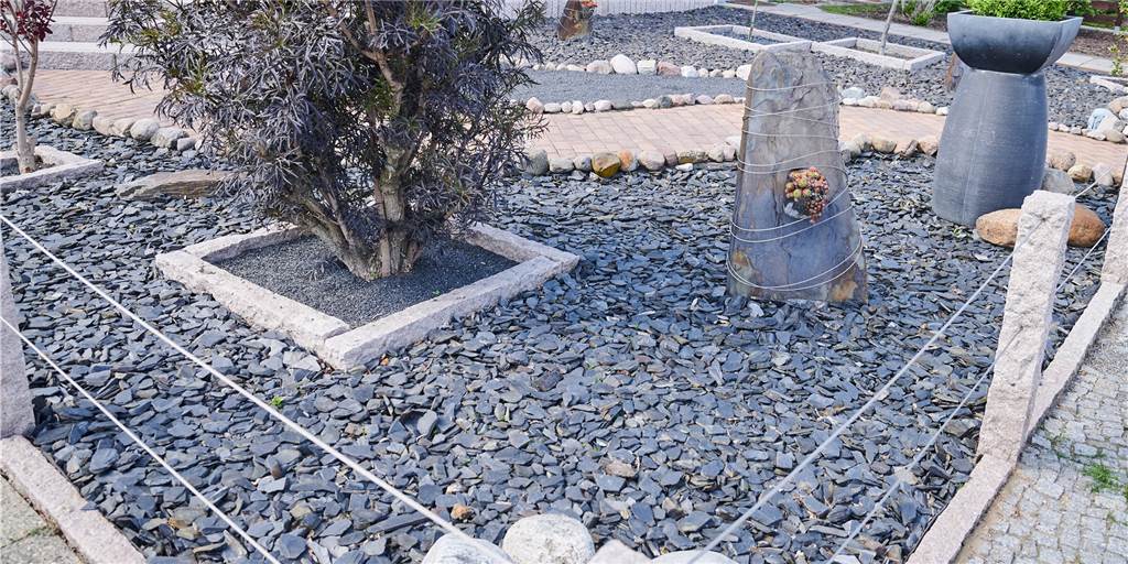 Stoppt neue Bauordnung die Schottergärten in Castrop-Rauxel? Schottergärten werden von manchen auch Gärten des Grauens genannt. Sie verschlechtern das Stadtklima.