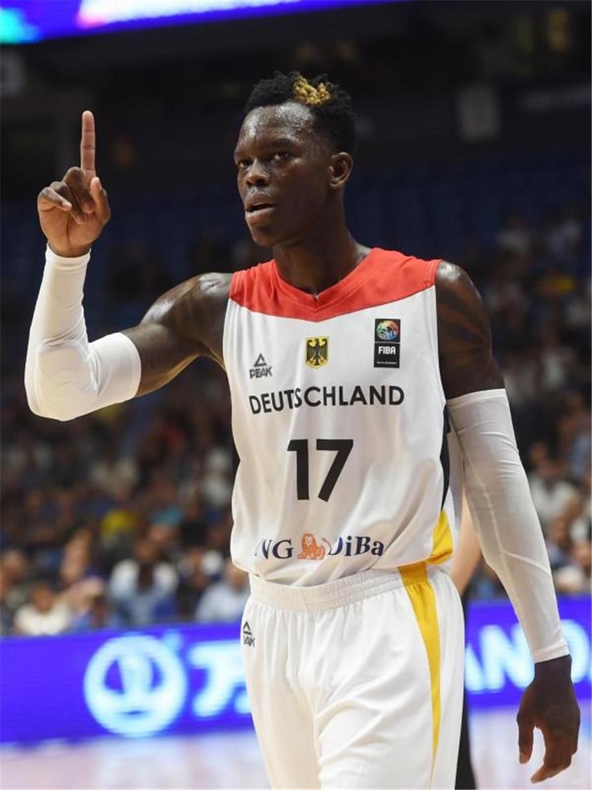 84:81 gegen Frankreich: Schröder & Co. im EM-Viertelfinale Schröder & Co. treffen am Dienstag auf Titelverteidiger Spanien oder Gastgeber Türkei. Foto: Berney Ardov
