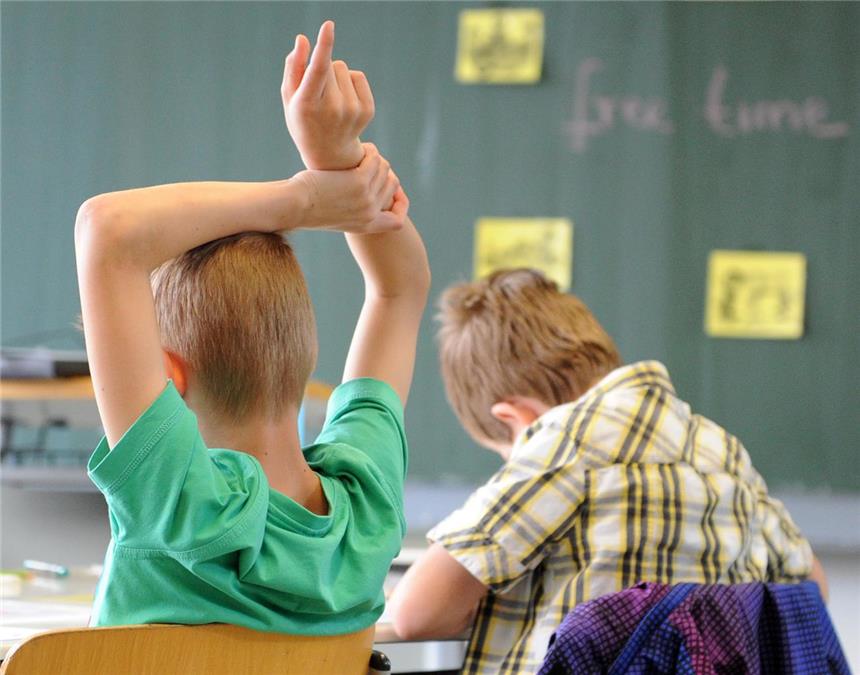 OGS-Pläne der Ministerin reichen den Eltern nicht Schüler der Offenen Ganztagsbetreuung sollen verpflichtend fünf Tage lang das Angebot in Anspruch nehmen.