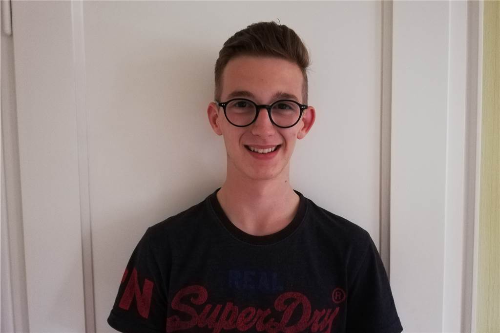 Schulcheck: Gesamtschule Schermbeck ist eine „Schule mit Courage“ Schülersprecher Max Beemelmans