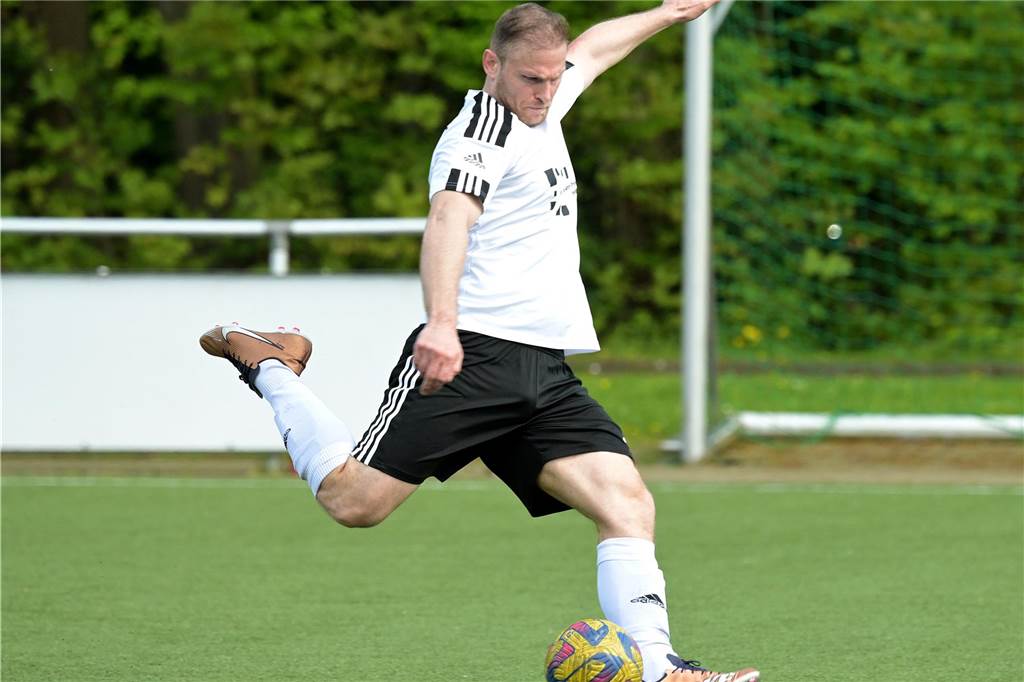 Schützenfest: Preußen Lünen fertigte Türkspor Dortmund II mit 9:2 ab.