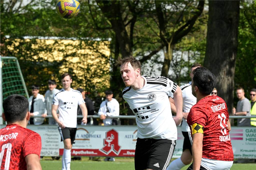 Schützenfest: Preußen Lünen fertigte Türkspor Dortmund II mit 9:2 ab.