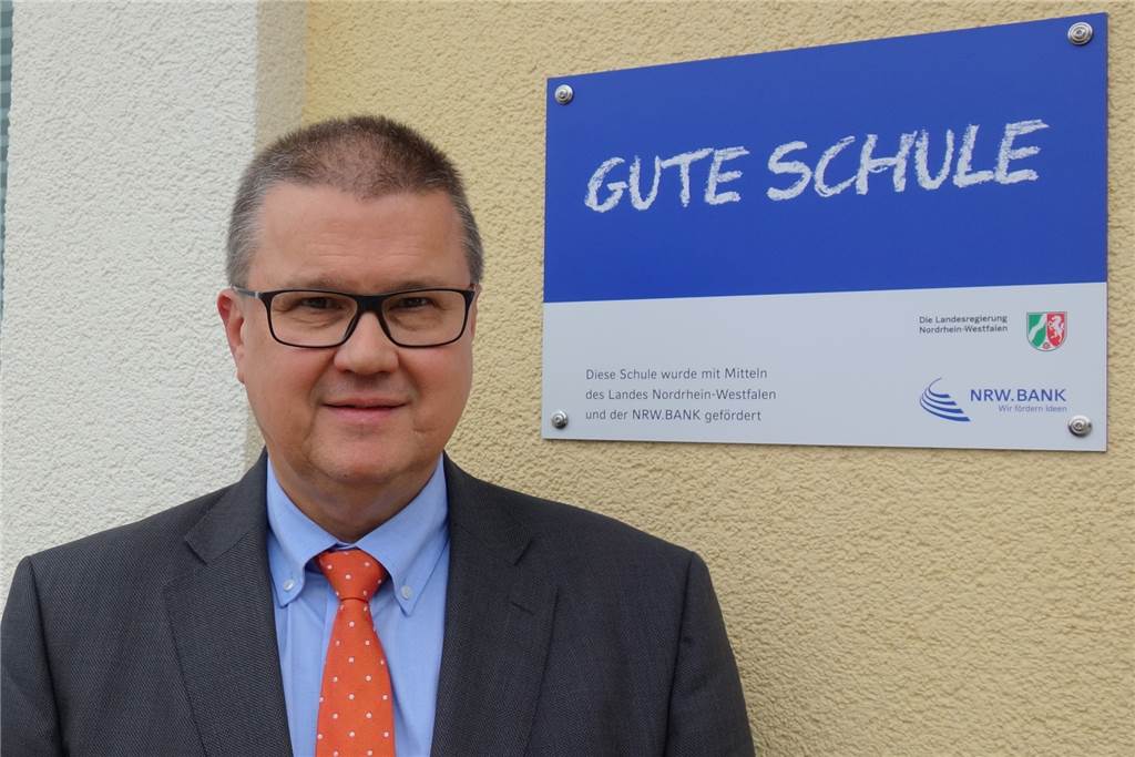 Schulcheck: Gesamtschule Schermbeck ist eine „Schule mit Courage“ Schulleiter Norbert Hohmann