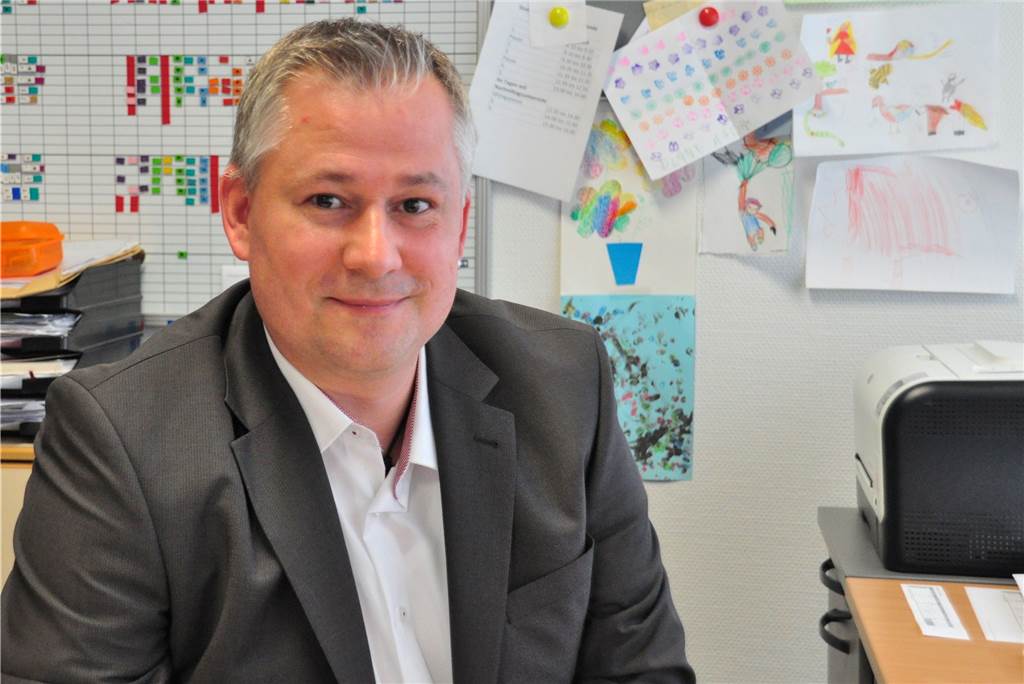 Schulcheck: Die Sekundarschule Kirchhellen wurde als „Digitale Schule“ ausgezeichnet Schulleiter Stefan Völlmert