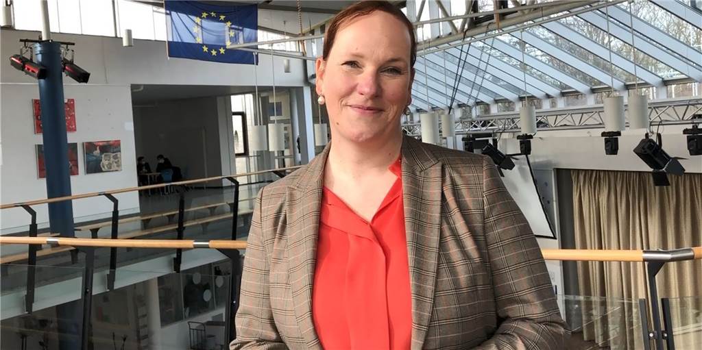 Schulleiterin Viola Löchter freut sich darauf, möglichst viele Ehemalige beim Treffen am 19. August am Gymnasium Selm zu sehen.