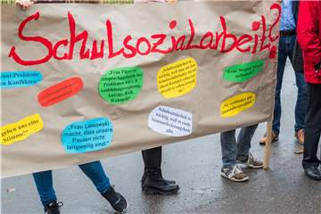 Schulsozialarbeit – hier ein Symbolbild – ist ein wichtiger Bestandteil im Schulalltag an den beiden Grundschulen in Südlohn und Oeding. Der Schulausschuss hat nun den Weg für ein neues Konzept freigemacht.