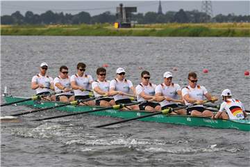 Schuss vor den Bug: Der Deutschland-Achter um den Dorstener Christopher Reinhardt (3.v.l.) musste beim Weltcup-Rennen in Rotterdam die erste Saisonniederlage hinnehmen.