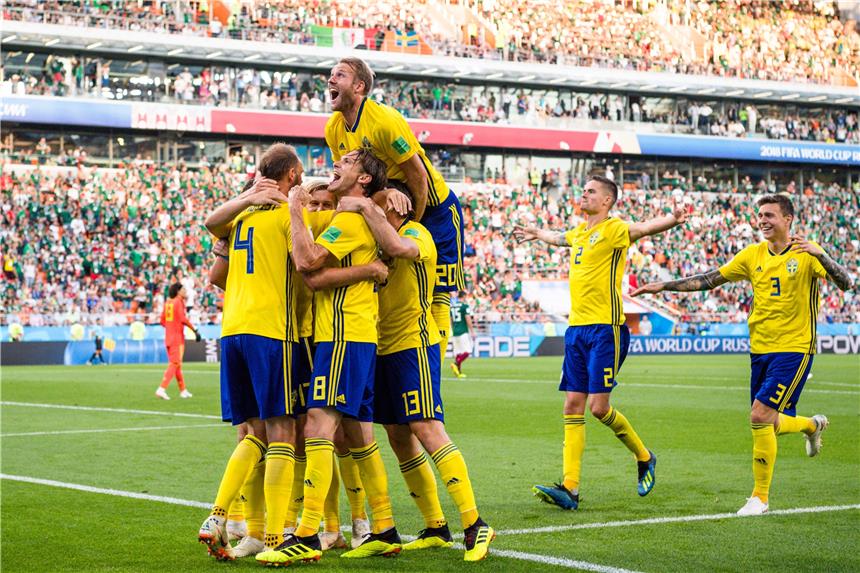 Deutsches Desaster in Kasan - Löw lässt Zukunft offen Schweden besiegte Mexiko mit 3:0 und sicherte sich dadurch den Gruppensieg.