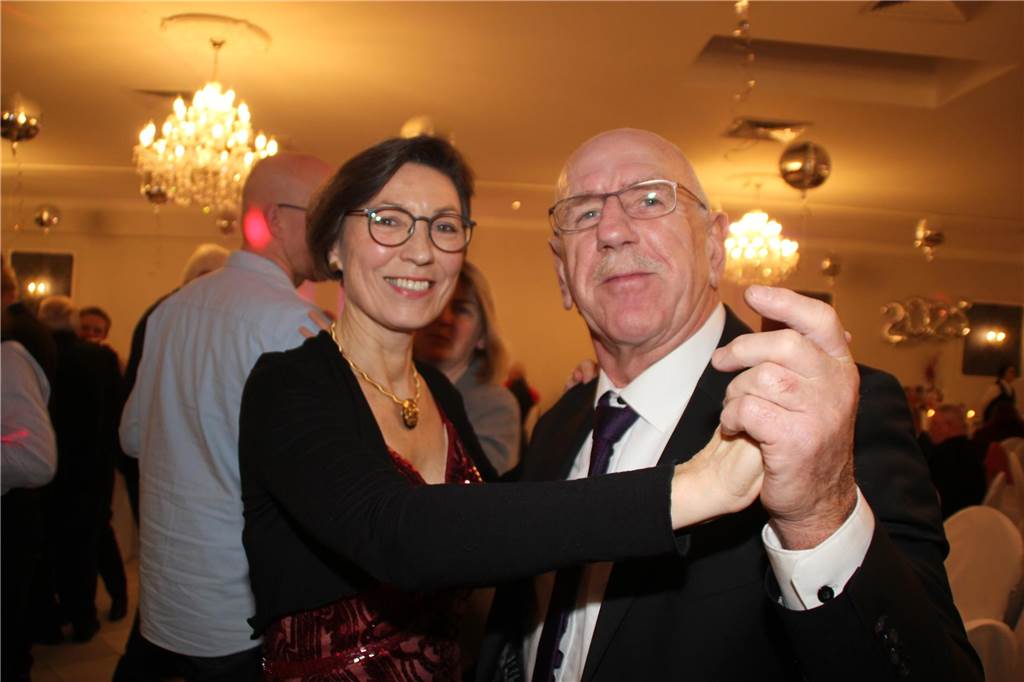 Tanzende Menschen