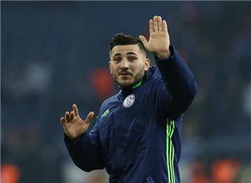 Sead Kolasinac spielte früher für Schalke. Jetzt ist er für den FC Arsenal tätig.