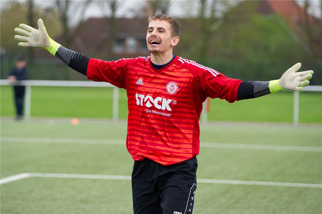 Lippramsdorfs Niehaus-Nachfolger kommt vom ETuS Sebastian Arentz im Trikot des ETuS Haltern.