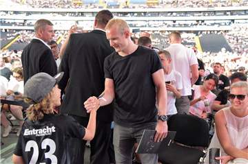 Sebastian Rode bei der Feier anlässlich des 120. Eintracht-Geburtstags am 29. Juni in der Commerzbank-Arena.