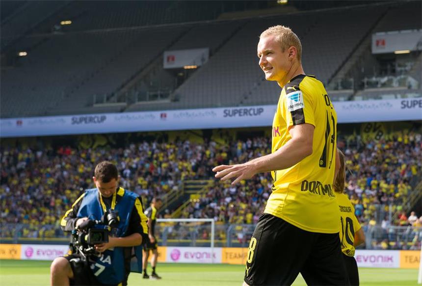 Rode: "Alles für den Verein geben und kämpfen" Sebastian Rode bereichert die Mannschaft von Borussia Dortmund als Fußballer und als Typ.