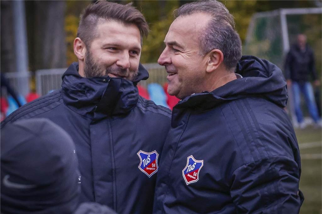 Ajhan Dzaferoski bricht Schweigen: Bövinghausen-Boss spricht über Steuervorwürfe und Hausverbot Sebastian Tyrala (l.) hatte den TuS Bövinghausen, um Ajhan Dzaferoski, überraschend verlassen.