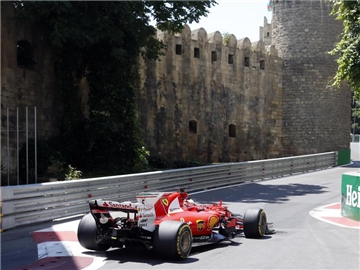 Sebastian Vettel belegte im Training nur Rang fünf. Foto: Darko Bandic