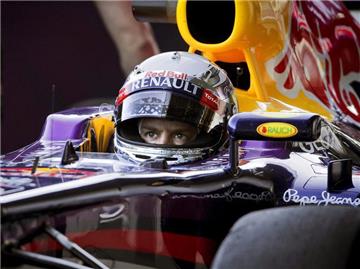Sebastian Vettel ist nach den ersten Test zufrieden mit seinem neuen Red Bull. Foto: Roman Rios