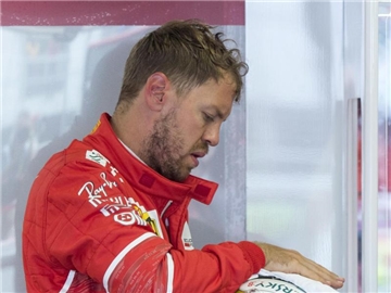 Sebastian Vettel musste sich beim Training zum Großen Preis von Kanada zweimal Lewis Hamilton geschlagen geben. Foto: Paul Chiasson