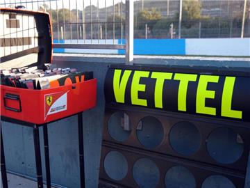 Sebastian Vettel steht jetzt bei Ferrari unter Vertrag. Foto: Peter Steffen