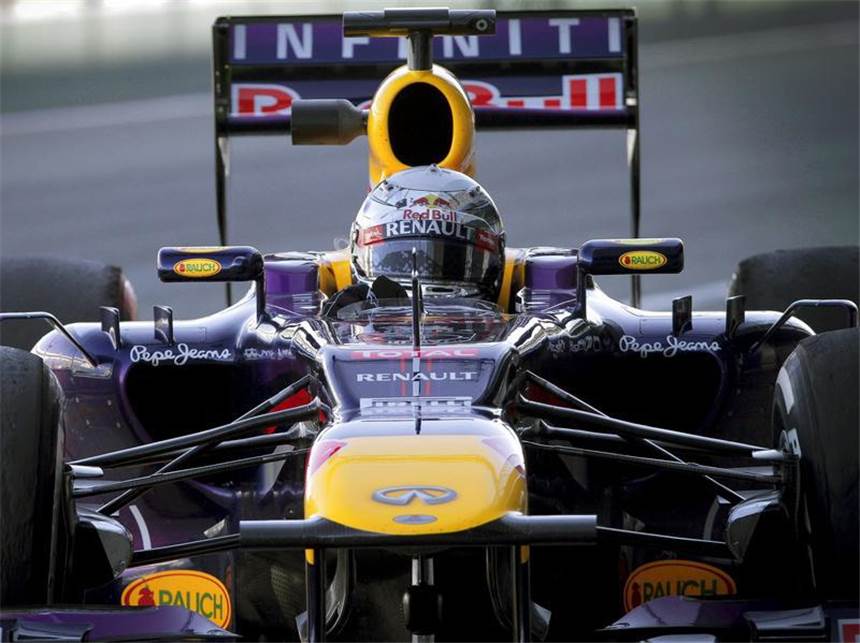 Letzter Test für Vettel & Co: Regen droht Sebastian Vettel will seinen neuen Red-Bull-Boliden noch einmal testen. Foto: Roman Rios