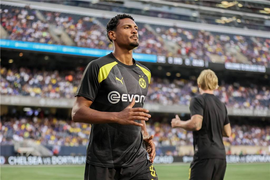BVB-Gewinner und Verlierer: Neuzugang stark, Routinier steigt auf, Nationalspieler fällt zurück Sebastien Haller läuft über den Rasen.
