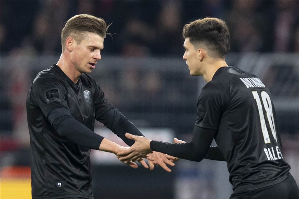 Argentinischer Azubi: Der BVB will in der Rückrunde mehr Balerdi wagen Sein Profi-Debüt für den BVB gab Leonardo Balerdi beim 5:0-Sieg gegen Düsseldorf.