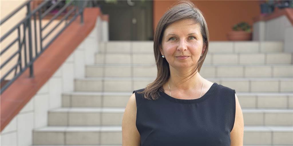 Deutschlehrerin aus Polen: „Hoffen, dass der Austausch bleibt“ Seit 21 Jahren ist Evelina Macias Lehrerin an der Schule in Wojakowa. Sie besucht seit 2009 mit ihren Schülerinnen und Schülern regelmäßig Selm.