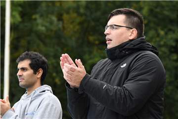 Olaf Bispinghoff beim NRW-Pokalfinale zwischen den Wasserballern von Blau-Weiß Bochum und dem SV Lünen. Seit August ist der ehemalige Lüner Trainer für die Bochumer verantwortlich.