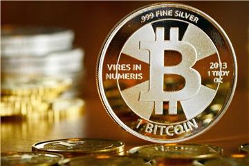 Seit Beginn des Jahres ist der Kurs des Bitcoin tendenziell stark gesunken. Foto: Jens Kalaene