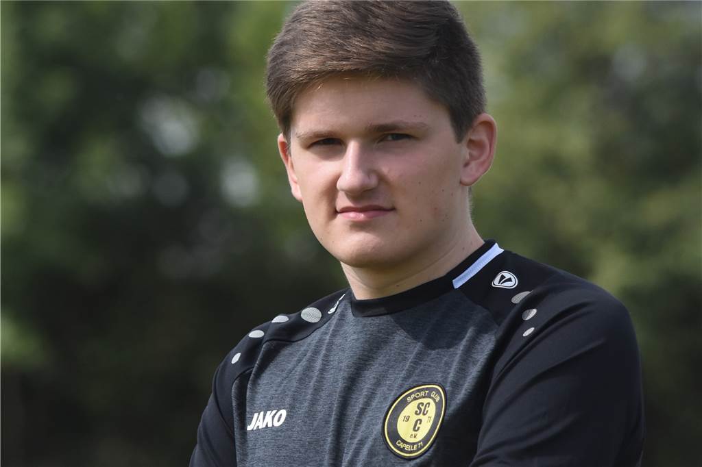 Seit dem vergangenen Sommer trägt Lukas Nölken das Trikot der ersten Mannschaft des SC Capelle.