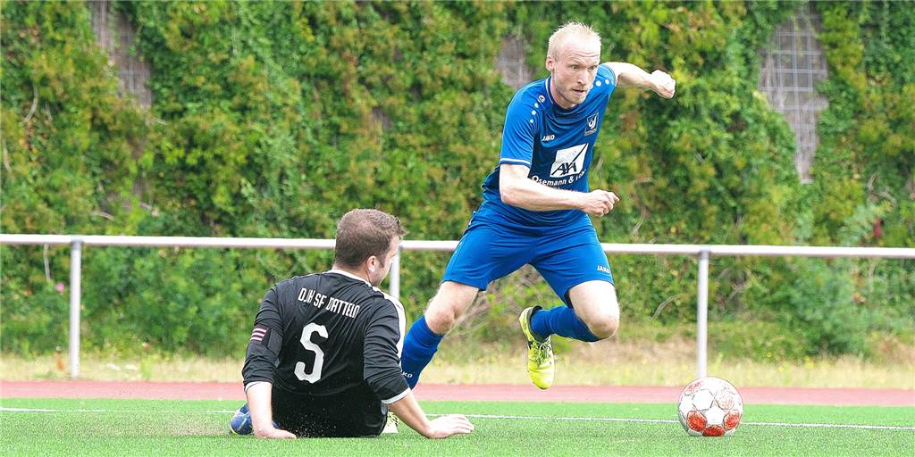 Halterner Traum-11: Tobias Becker setzt auf ein Ehepaar und viele Ü30-Spieler Seit dieser Saison trägt Tobias Becker das Trikot des TuS Sythen, spielte zuvor lange Zeit für den TuS Haltern am See.