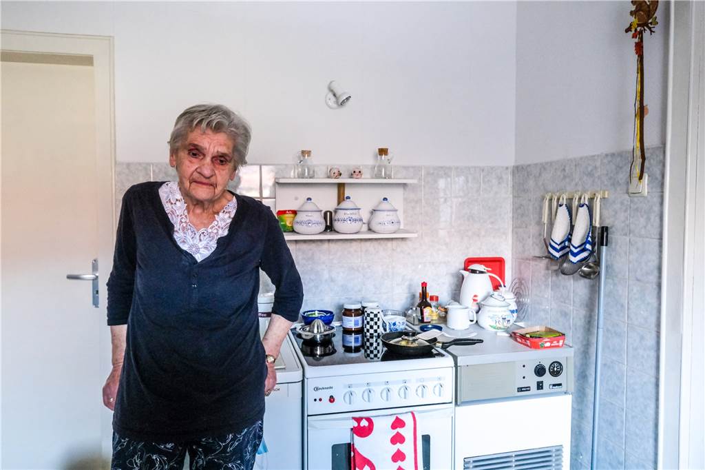 Haus fast leer gezogen: Hildegard Pokolm (89) soll umziehen – aber wohin? Seit fast sieben Jahrzehnten kocht die Süderin in ihrer kleinen Küche.