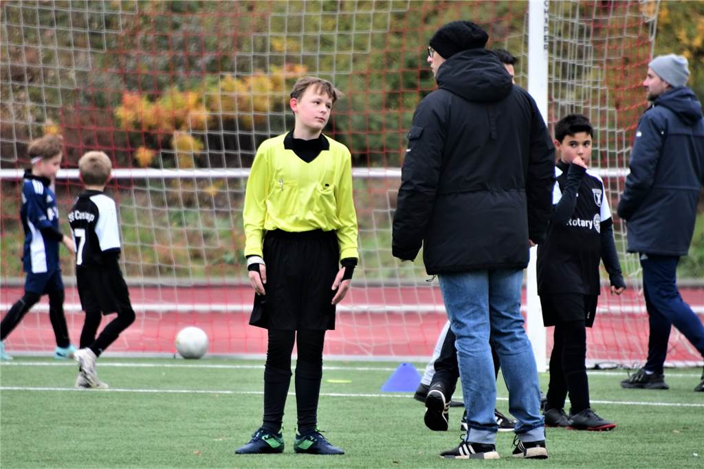 Seit Oktober ist der erst 15-jährige Castrop-Rauxeler Gianluca Mücke (Arminia Ickern) Schiedsrichter.