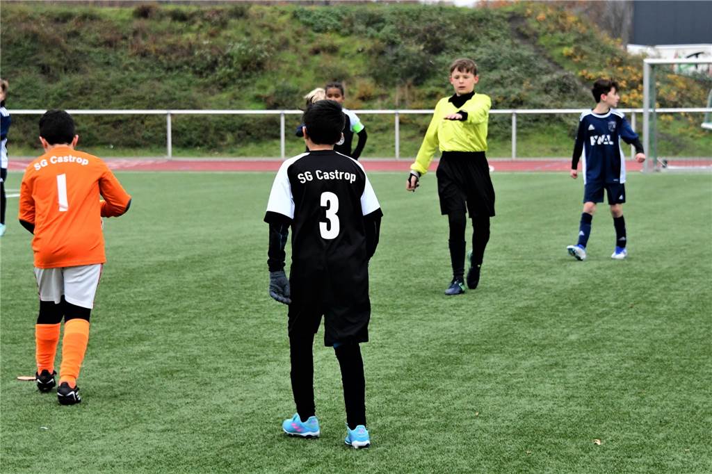 Seit Oktober ist der erst 15-jährige Castrop-Rauxeler Gianluca Mücke (Arminia Ickern) Schiedsrichter.