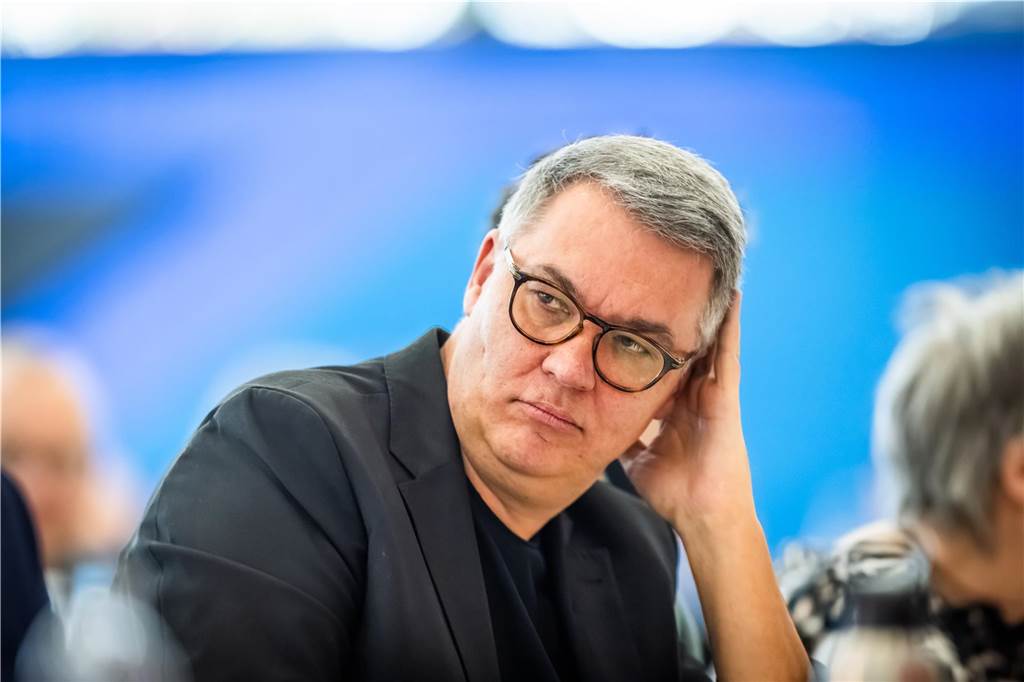DSW21-Chefin Heim muss gehen: OB konnte seine Favoritin nicht halten Dortmunds OB Thomas Westphal
