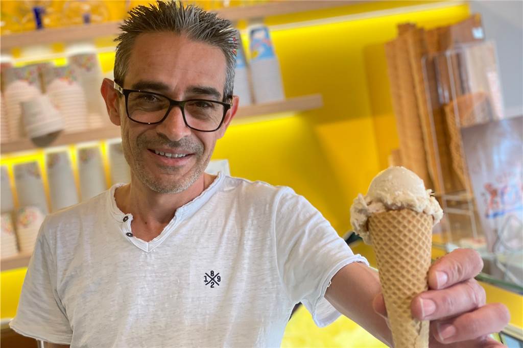 Der heißteste Tag des Jahres: Das waren die Auswirkungen in Selm, Olfen und Nordkirchen Selbst für Eis war es zu heiß, sagt Joao Ameixa, Chef der Eisdielen San Remo in Selm. Nicht viel los war zumindest bis mittags.