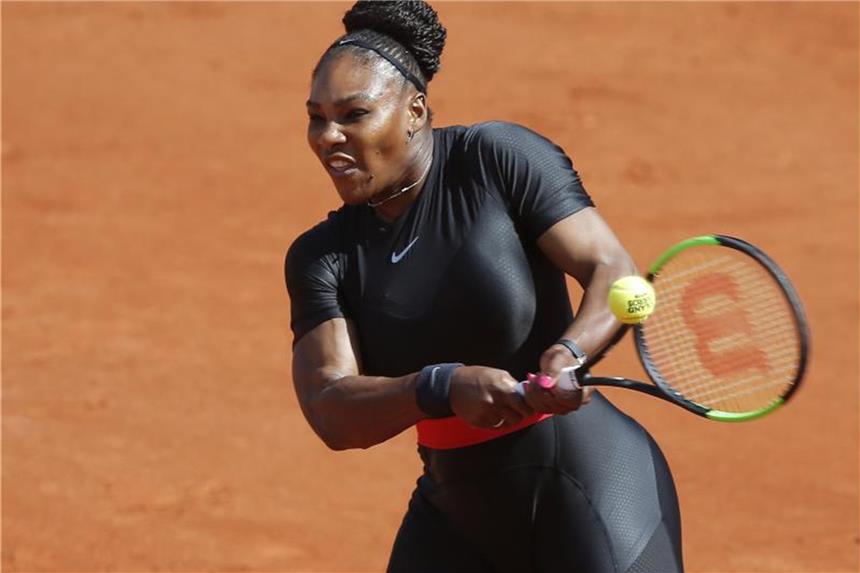 Serena Williams meldet sich zurück - Auch deutsche Gewinner Serena Williams erreichte in Paris die zweite Runde. Foto: Michel Euler/AP